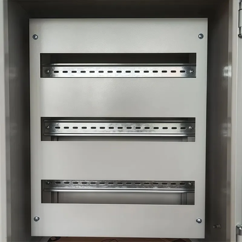 Metal Enclosures with Integrated Rail System(3)